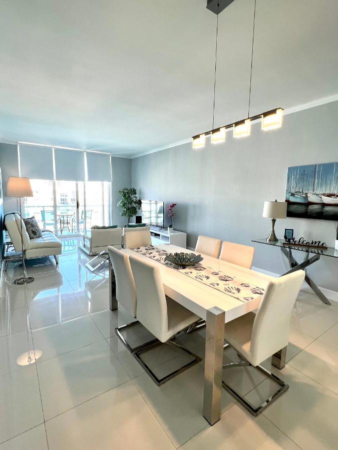 Hollywood On Beach Apartment Exterior photo